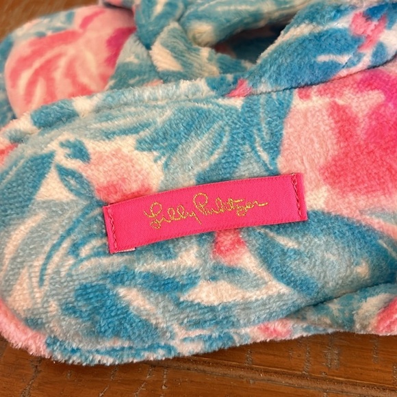 NWOT Lilly Pulitzer Bondi Blue My Little Peony Slippers GWP Slippers Size 9/10 - Picture 5 of 7